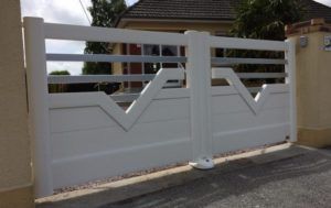 portail aluminium sur-mesure